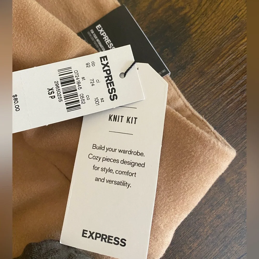 Express Pants - Picture 5 of 5